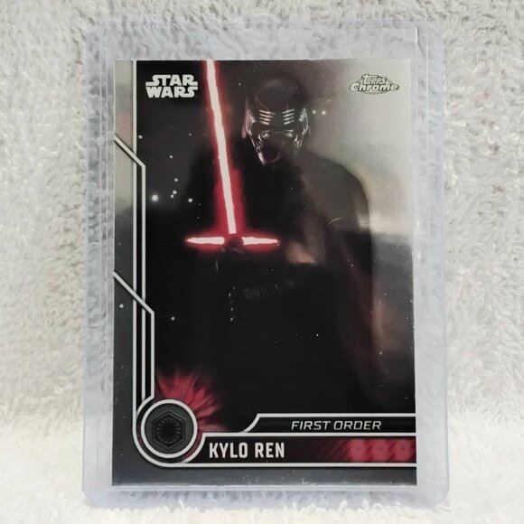 5/$20 Mint 2023.Topps Chrome Kylo Ren Star Wars Card 71!! - Picture 1 of 2